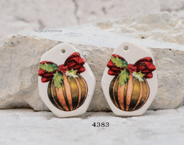 Polymer Clay Christmas Earring Charms, 2 Pieces, CLAY 4383