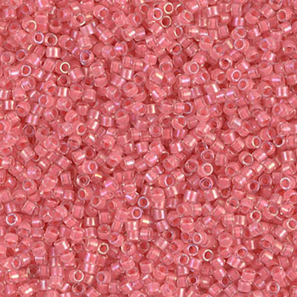 DB70 Coral Lined Crystal 11/0 - Quantity: 5 grams