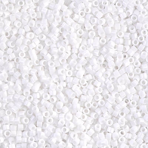 DB200 Opaque Chalk White 11/0 - Quantity: 5 grams