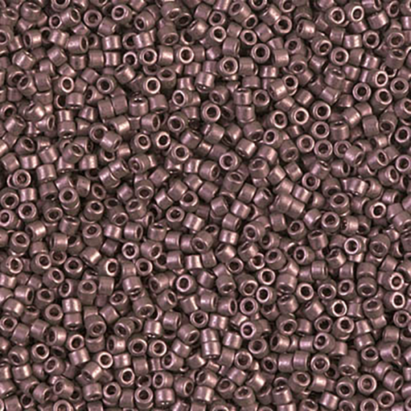 DB462 Galvanized Dark Mauve 11/0 - Quantity: 5 grams