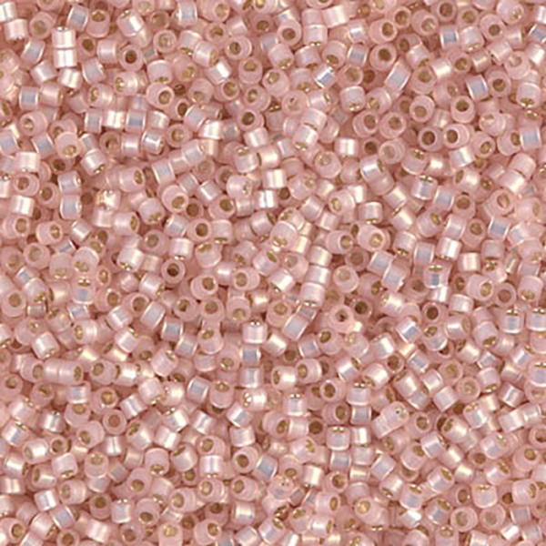 DB624 Dyed Light Rose Silver Lined Alabaster 11/0 - Quantity: 5 grams