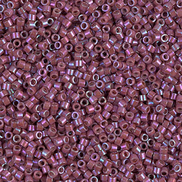 DB1015 Metallic Raspberry Gold Iris Delica 11/0 - Quantity: 5 grams