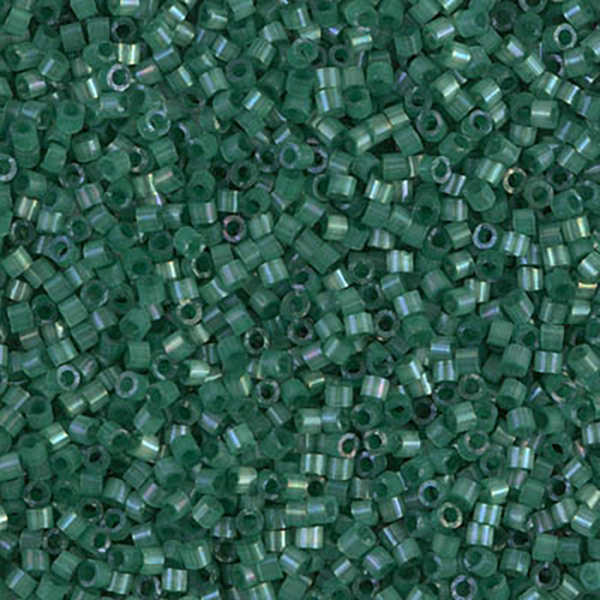 DB1814 Dyed Emerald Green Silk Satin Delica 11/0 - Quantity: 5 grams