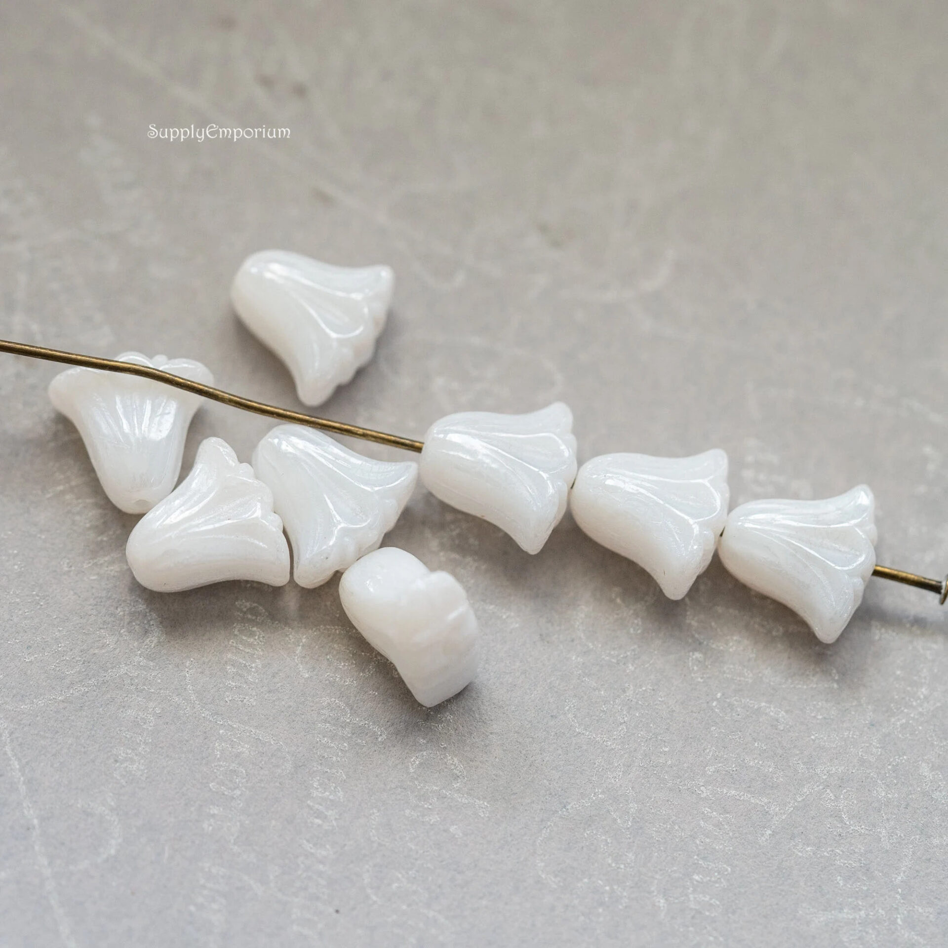 9x10mm Op White Luster Czech Lily Flower - 15 pieces - 1759RR - Image 3