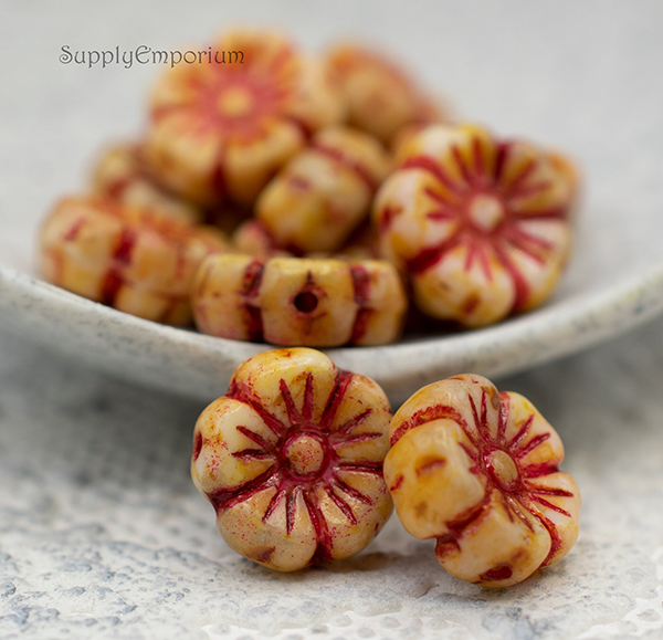 9mm Chalk White Red Wash Czech Flower - 12 pieces - 2455R - Image 5