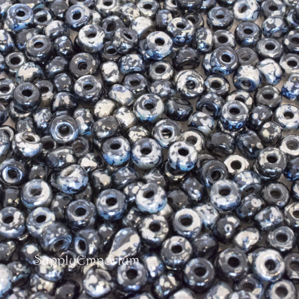 2/0 Jet Rembrandt Matubo Seed Bead - Quantity: 10 grams - 2602R
