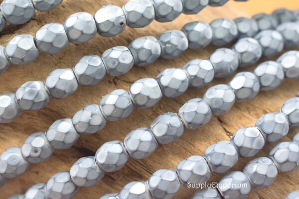 3mm Fog Snake Czech Fire Polish Round - 50 pieces - 4524