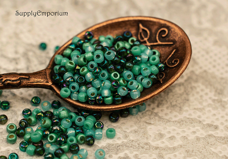 11/0 Ocean Waves Toho Seed Bead Mix - Quantity: 10 grams - 5672 - Image 3