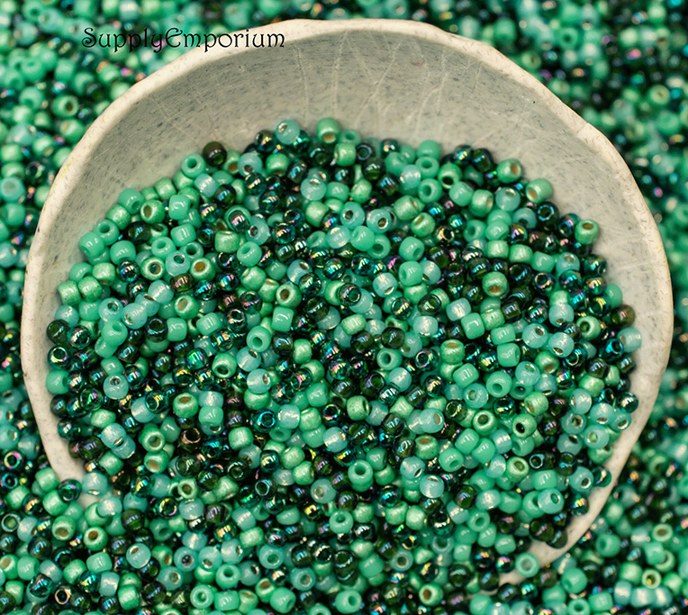 11/0 Ocean Waves Toho Seed Bead Mix - Quantity: 10 grams - 5672