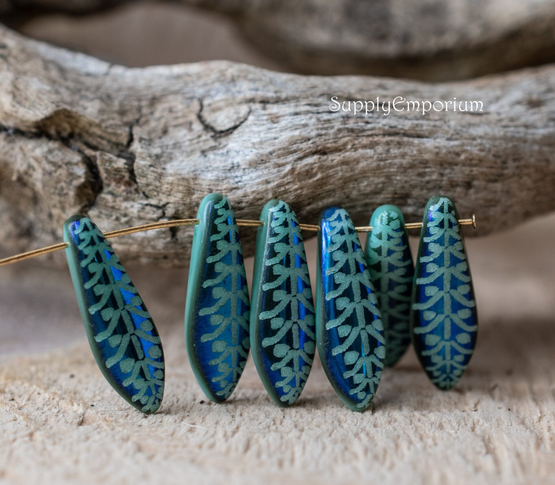 5x16mm Green Turquoise Rye Czech Laser Dagger - 25 Pieces - 5778R