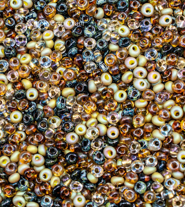 3mm Earthy Magatama Toho Seed Bead Mix - Quantity: 10 grams - 6925