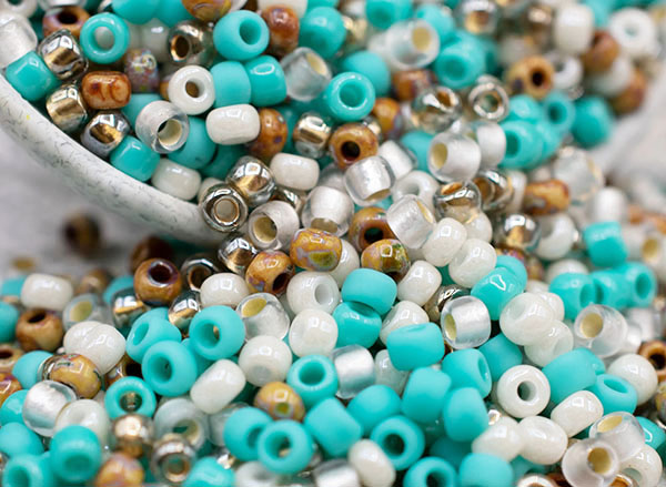 8/0 Beachfront Mixed Brands Seed Bead Mix - Quantity: 15 Grams - 7078