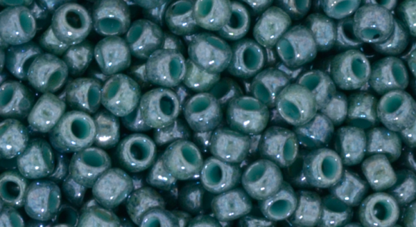 8/0 Marbled Opaque Turquoise Blue Toho Seed Bead - Quantity: 15 grams - 2109
