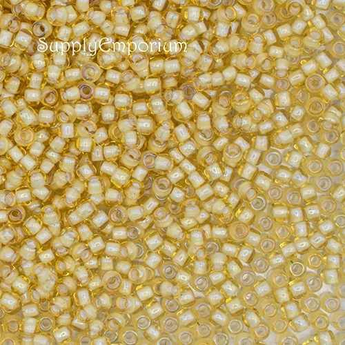 8/0 White Lined Jonquil Toho Seed Bead - Quantity: 15 grams - 1222R - Image 2