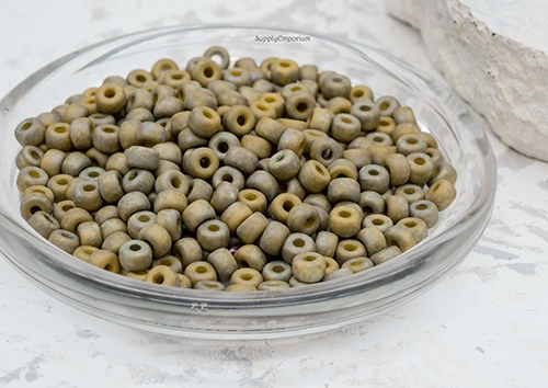 2/0 Matte Lemon Nebula Matubo Seed Bead - Quantity: 15 grams - 2064R - Image 2