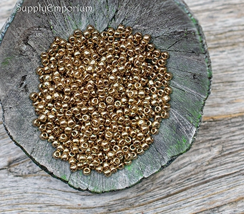 11/0 Gold Lustered Montana Blue Toho Seed Bead - Quantity: 10 grams - 2532 - Image 5