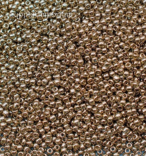 11/0 Gold Lustered Montana Blue Toho Seed Bead - Quantity: 10 grams - 2532 - Image 4
