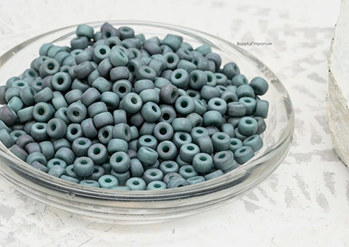 2/0 Matte Turquoise Green Nebula Matubo Seed Bead - Quantity: 15 grams - 3822RR - Image 3