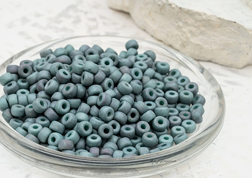 2/0 Matte Turquoise Green Nebula Matubo Seed Bead - Quantity: 15 grams - 3822RR - Image 2