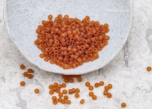 8/0 Matte Transparent Topaz Miyuki Seed Bead - Quantity: 15 grams - 4065R - Image 3
