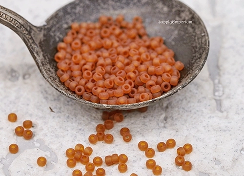8/0 Matte Transparent Topaz Miyuki Seed Bead - Quantity: 15 grams - 4065R