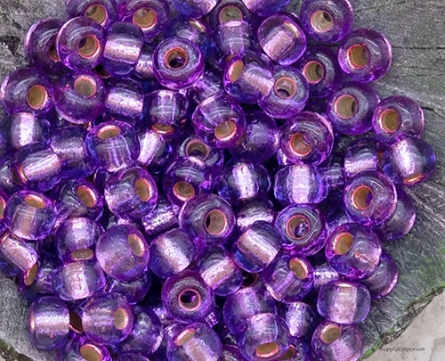 6/0 Duracoat S/L Dyed Dark Orchid Miyuki Seed Bead - Quantity: 15 grams - 5774R - Image 4