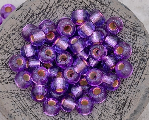 6/0 Duracoat S/L Dyed Dark Orchid Miyuki Seed Bead - Quantity: 15 grams - 5774R - Image 2