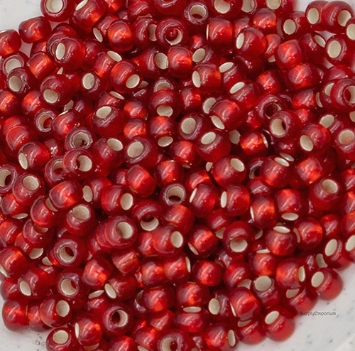 11/0 Frosted Ruby Silver Lined Toho Seed Bead - Quantity: 10 grams - 2749 - Image 2