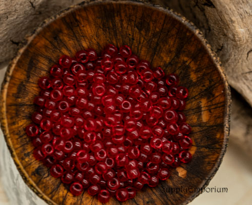 8/0 Transparent Red Miyuki Seed Bead - Quantity: 15 grams - 2463 - Image 5