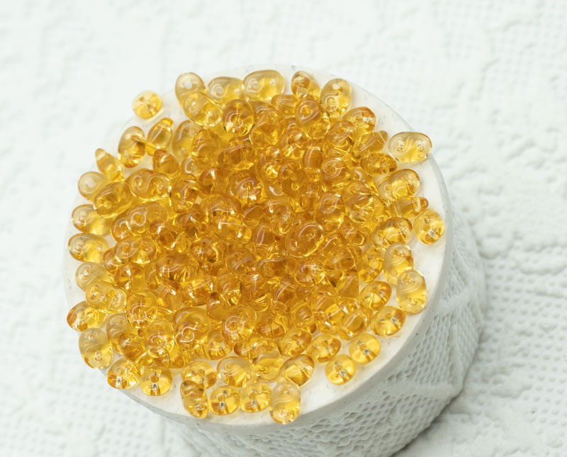 Transparent Topaz Czech SuperDuo 2.5x5mm 2-Hole Beads - 16 grams - 1596 - Image 3