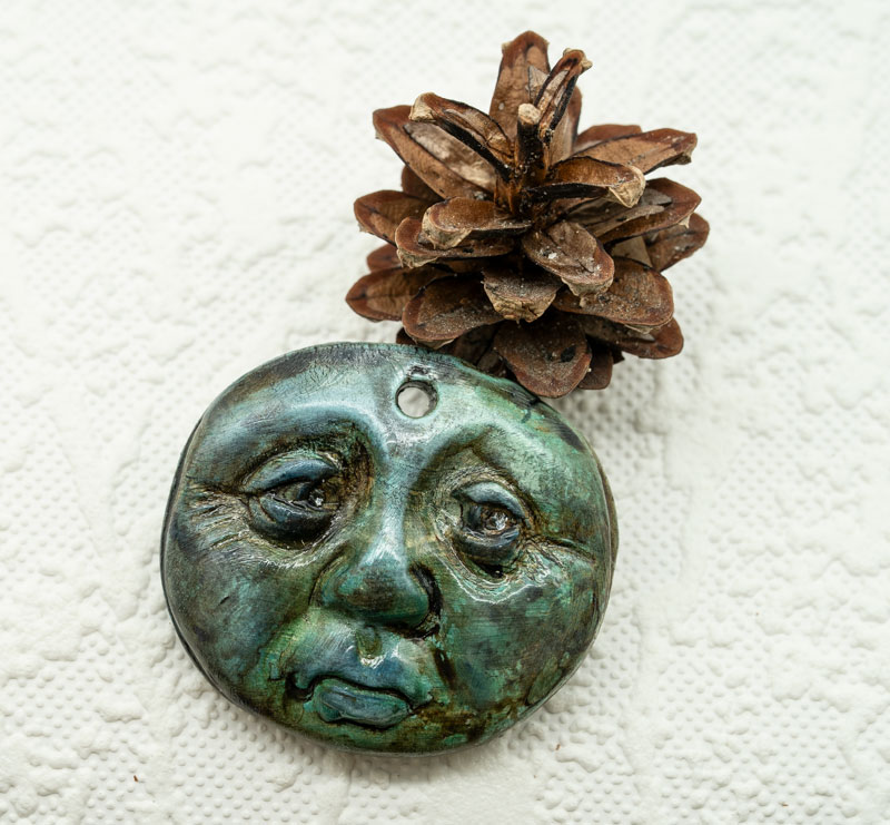 Polymer Clay Pendant, Large Moon Face 43mm, 1 Piece) CLAY 5463 - Image 3