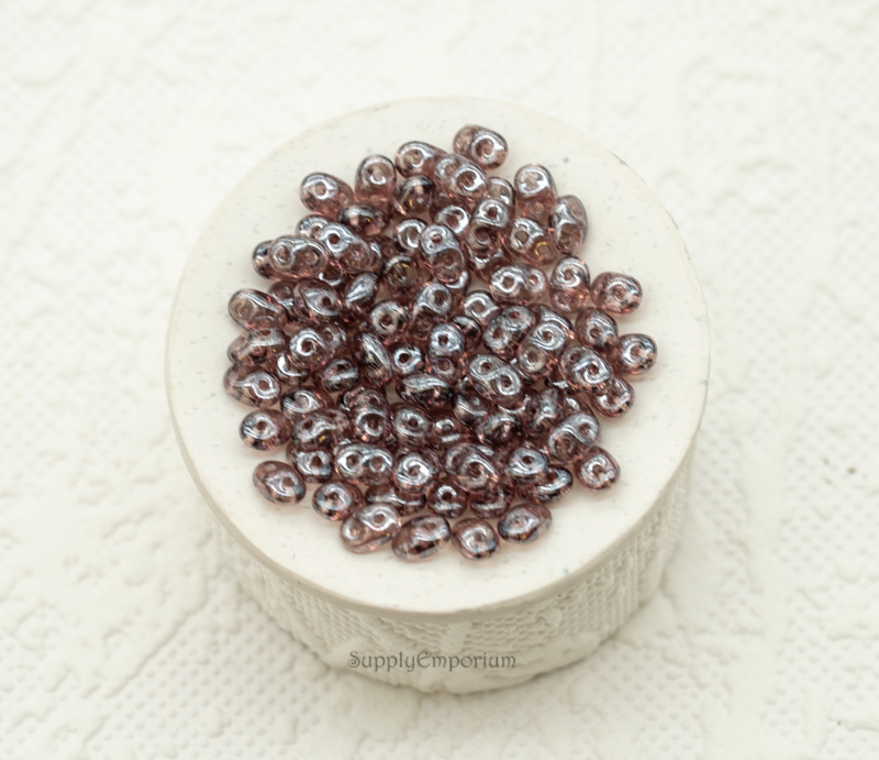 Czech SuperDuo 2-Hole Beads - Amethyst Luster - 2.5x5mm (16 Grams) 1113A - Image 2