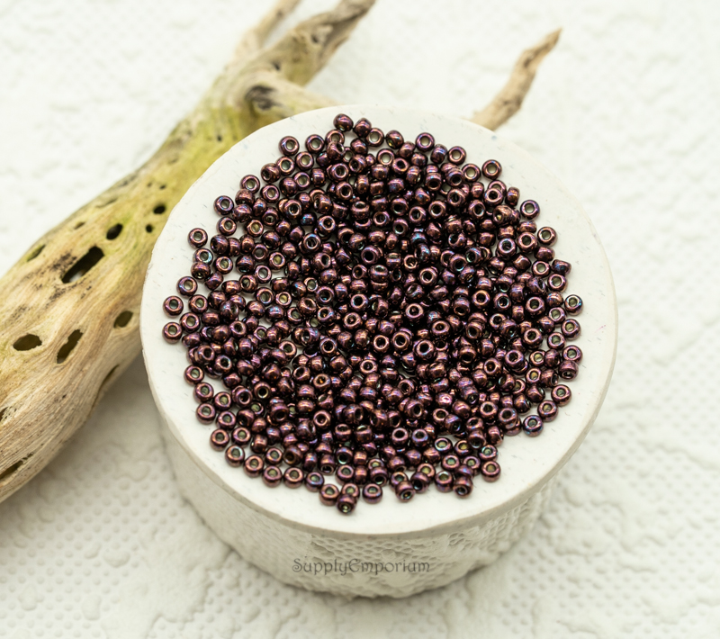 11/0 Miyuki Seed Beads - Metallic Dark Raspberry, 11-460 (10 Grams) - 1197