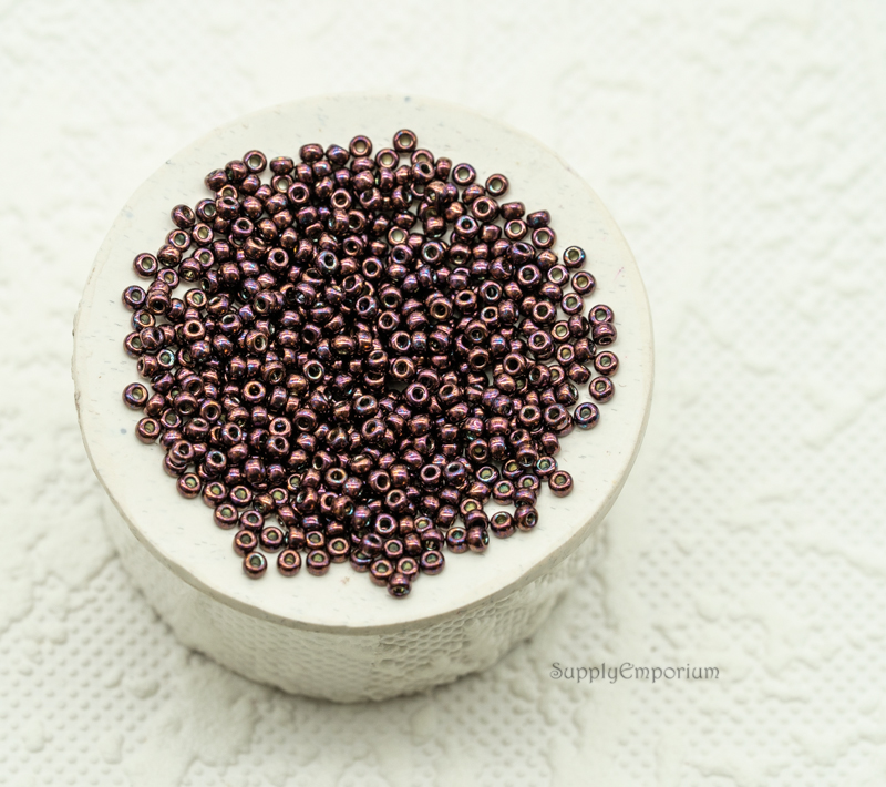 11/0 Miyuki Seed Beads - Metallic Dark Raspberry, 11-460 (10 Grams) - 1197 - Image 3
