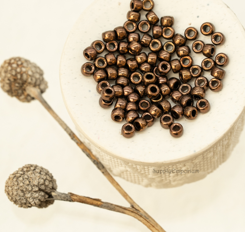 7/0 Matubo Seed Beads Jet Bronze Luster 8 grams