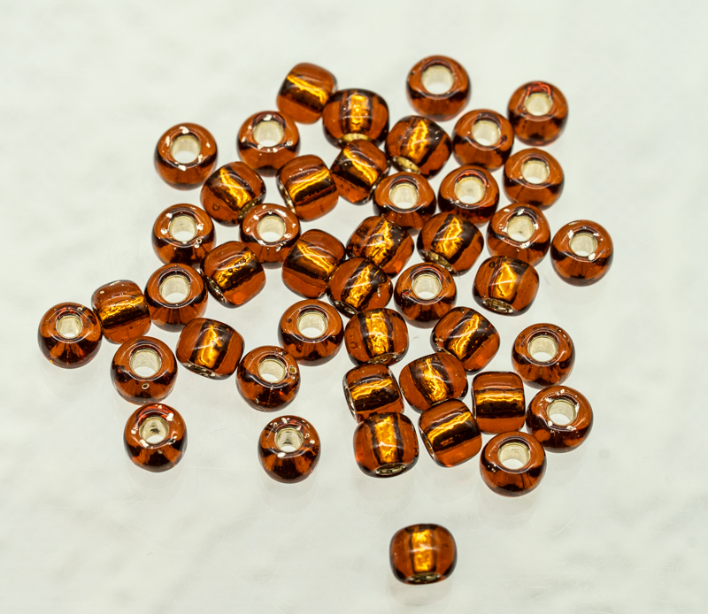 3/0 Toho Seed Beads - Silver Lined Smoky Topaz, 3-34 (20 Grams) 2273 - Image 3