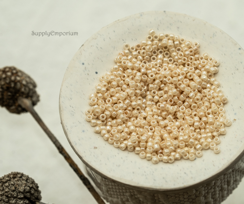 15/0 Toho Seed Beads - Opaque Lustered Light Beige, 15-123 (5 Grams) 2688R - Image 2