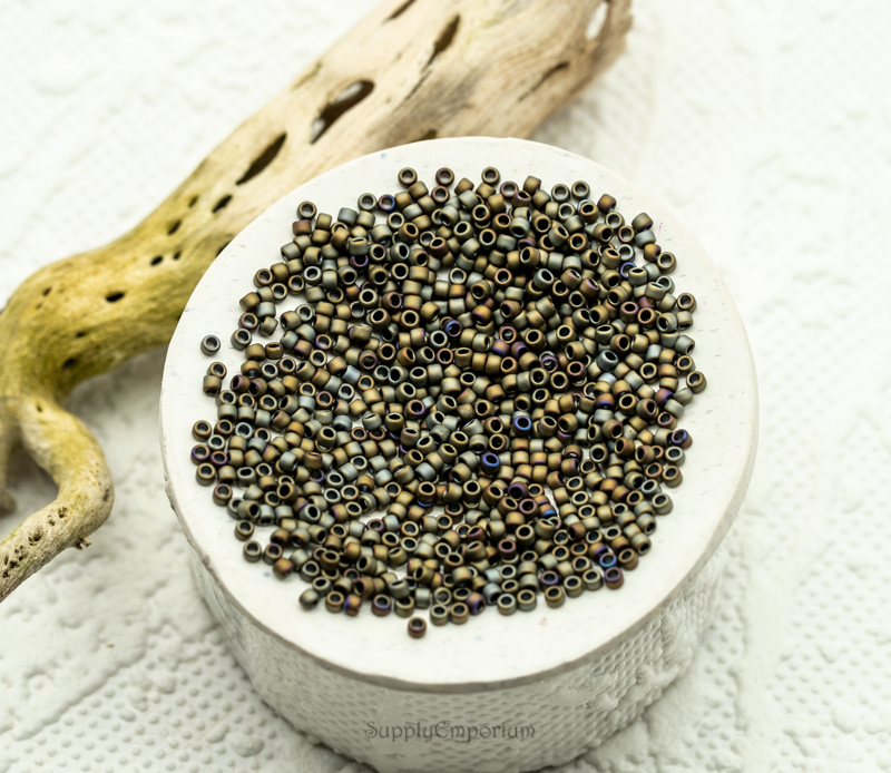 15/0 toho seed beads matte metallic iris brown 15-614
