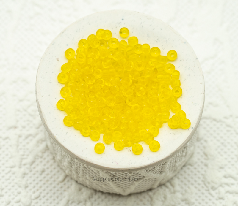 8/0 Miyuki Seed Beads - Transparent Yellow, 8-136 (15 Grams) 4241 - Image 2