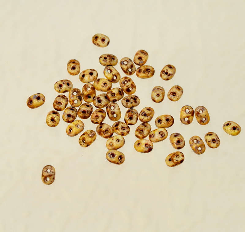 2.5x5mm Czech SuperDuo 2-Hole Beads - Beige Picasso (15 Grams) 935 - Image 3
