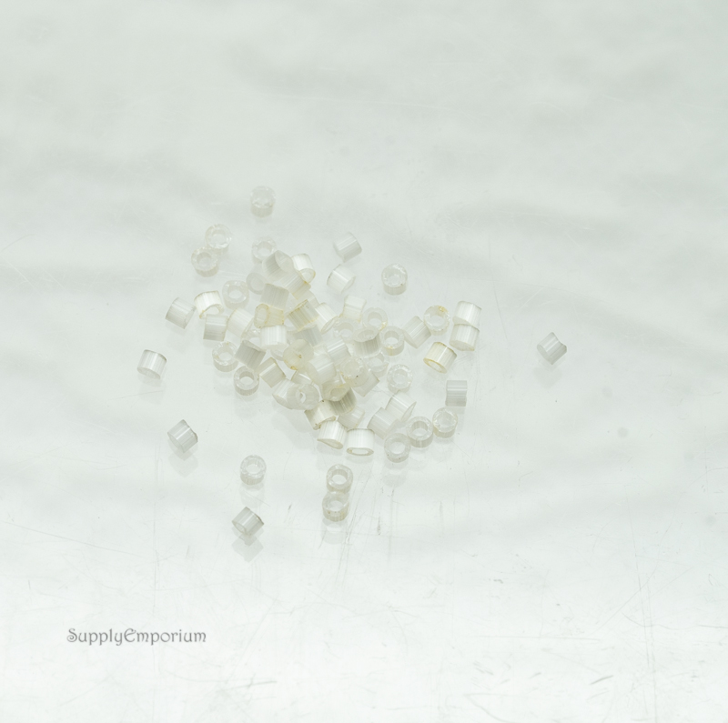 DB672 Delica Bead - Ivory Silk Satin - 11/0 Miyuki Delica Beads (5 grams) - Image 2